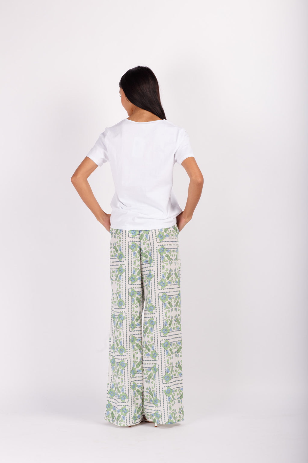 Scarf Print Wide Leg Pant