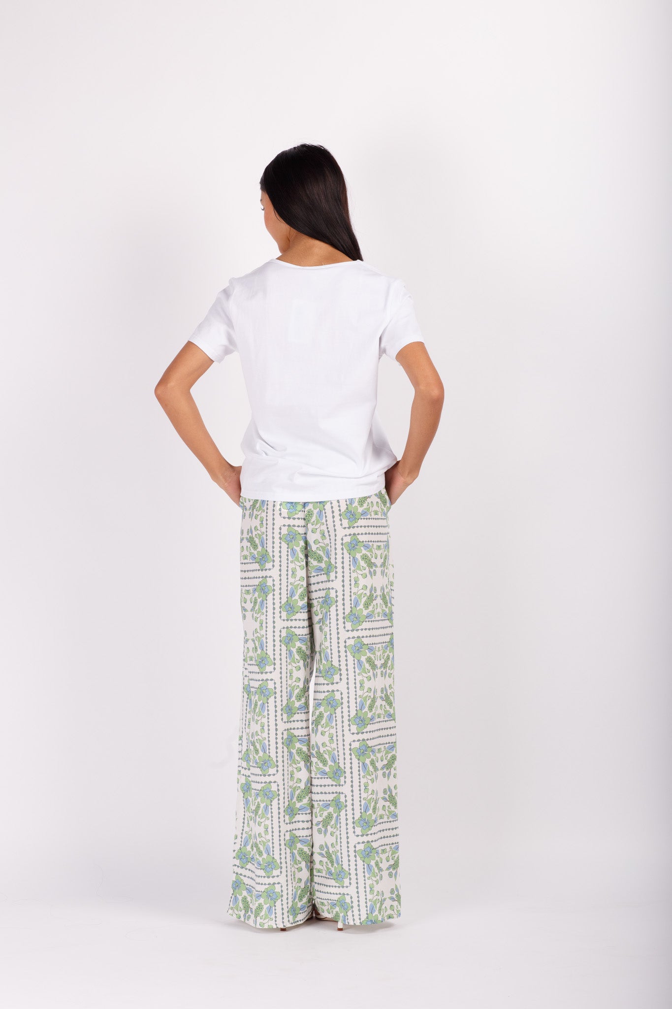 Scarf Print Wide Leg Pant