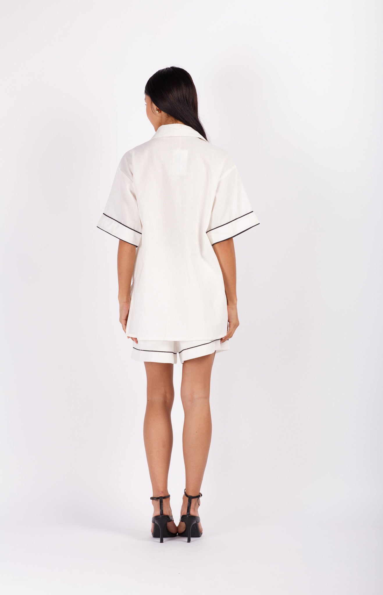 Linen Monochrome Set